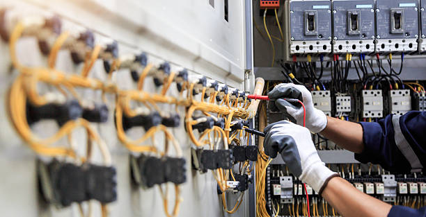 Professional Electrician technician working in Guttenberg, NJ